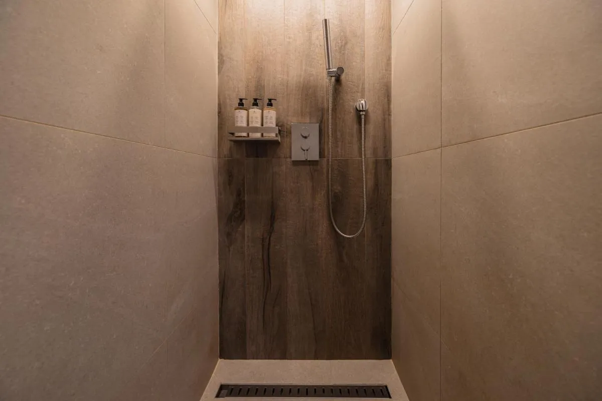 Image 6 of Luxury hanok with private bathtub – SN08