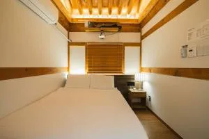 Image 4 of Luxury hanok with private bathtub – SN09