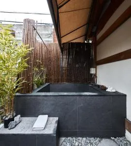 Image 3 of Luxury hanok with private bathtub – SN11