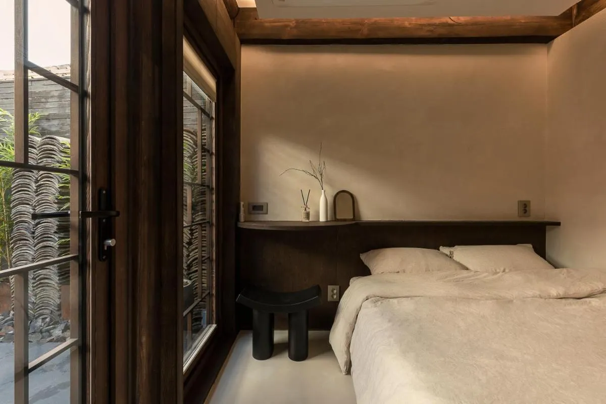 Image 6 of Luxury hanok with private bathtub – SN12