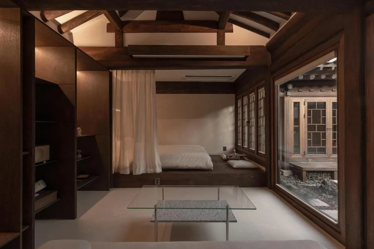 Image 1 of Luxury hanok with private bathtub – SN12