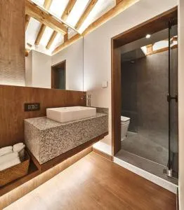 Image 5 of Luxury hanok with private bathtub – SN14