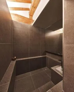 Image 6 of Luxury hanok with private bathtub – SN14