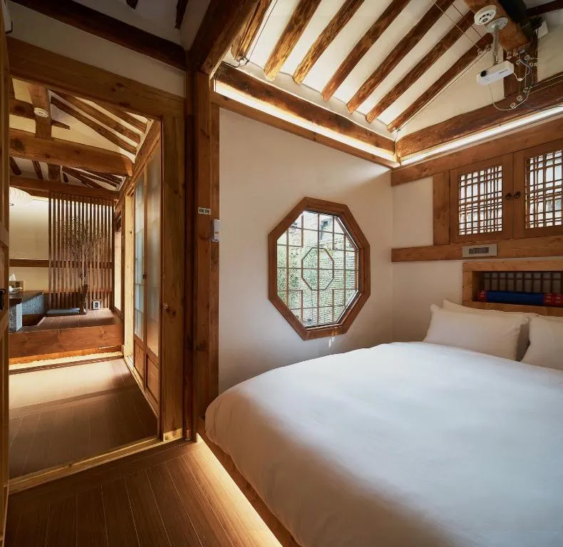 Image of Luxury hanok with private bathtub – SW01