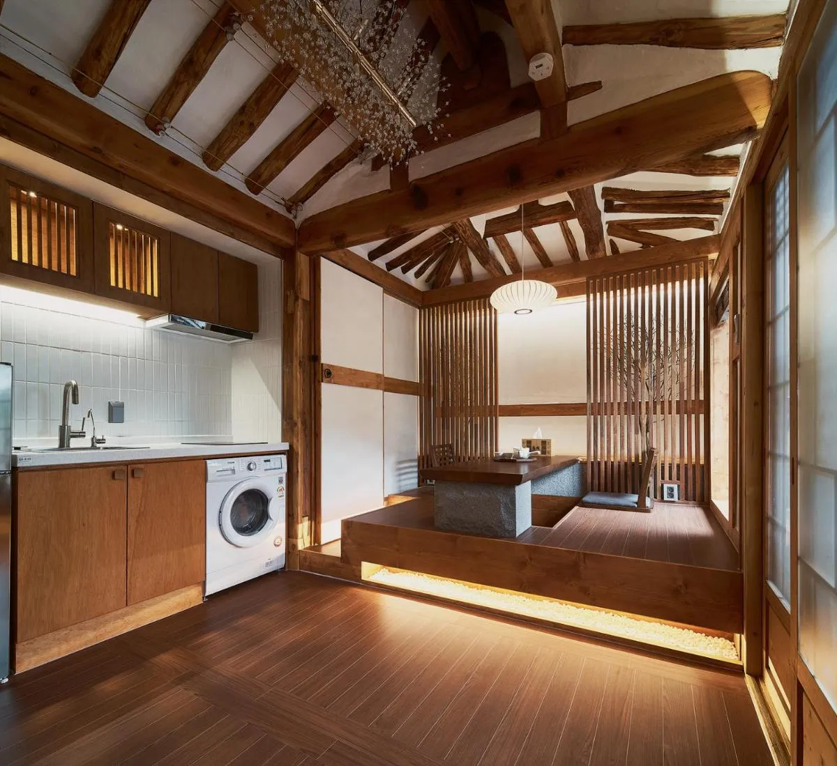 Image 1 of Luxury hanok with private bathtub – SW01