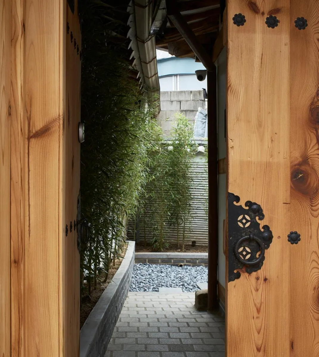 Image 5 of Luxury hanok with private bathtub – SW01