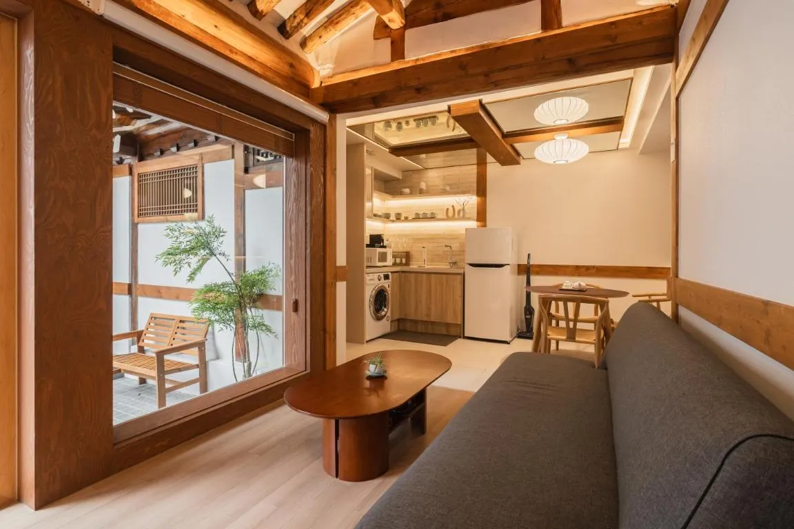 Image of Luxury hanok with private bathtub – SW04