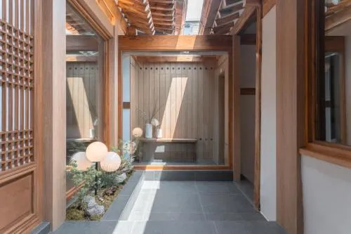 Image 1 of Luxury hanok with private bathtub – SW10