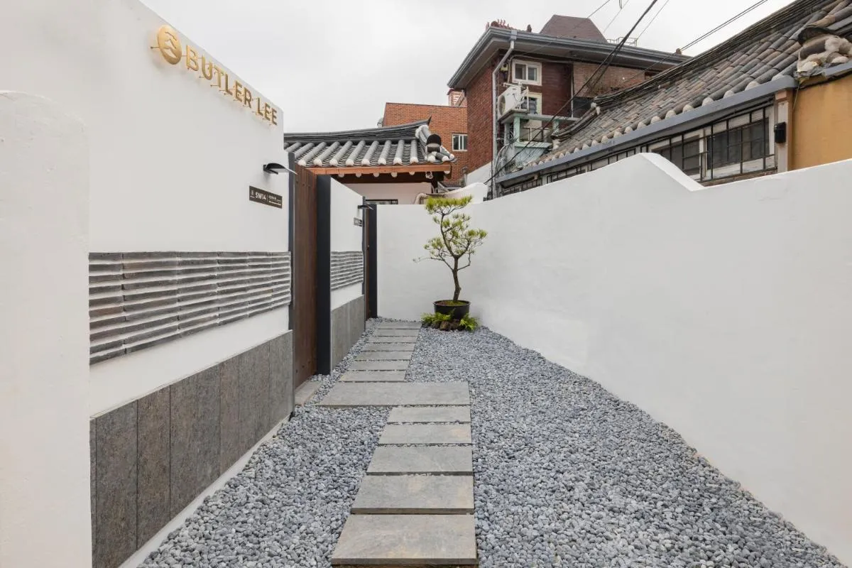 Image 4 of Luxury hanok with private bathtub – SW14