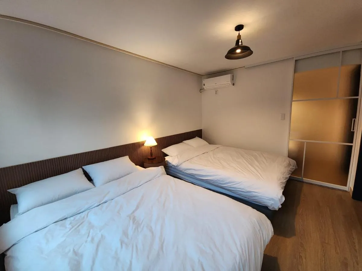 Image 1 of Maison de Seochon#1