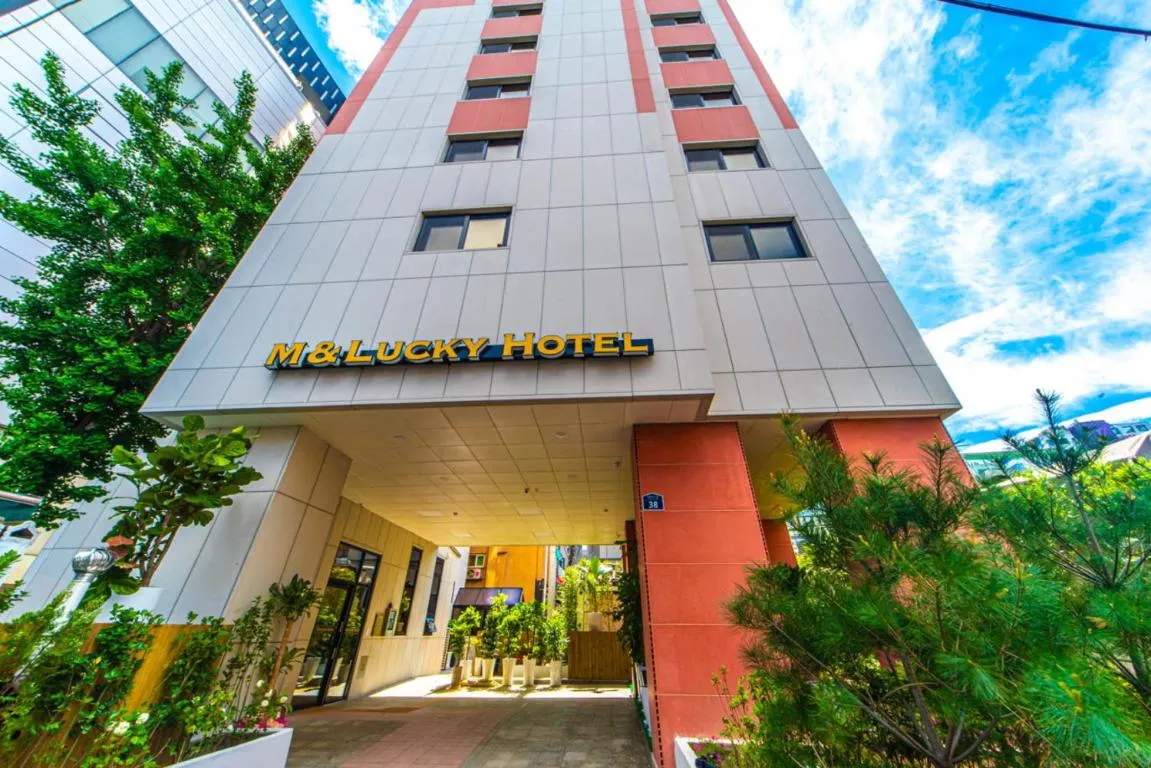 Image of Mnlucky Hotel