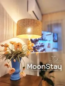 Image 3 of MoonStay