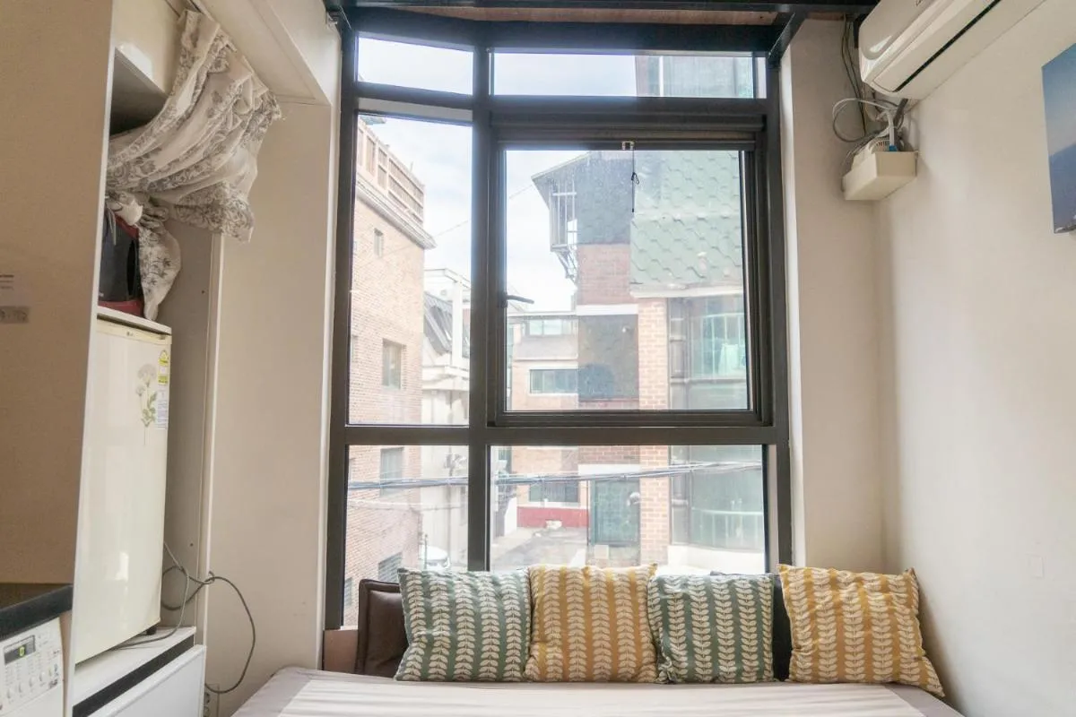 Image 1 of Myeongdong Artmonstay