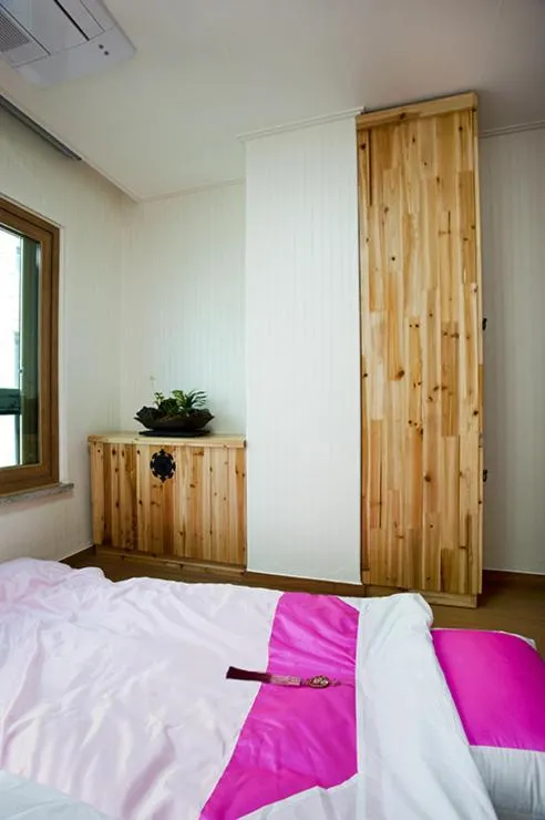 Image 4 of Myeongdong Ecohouse