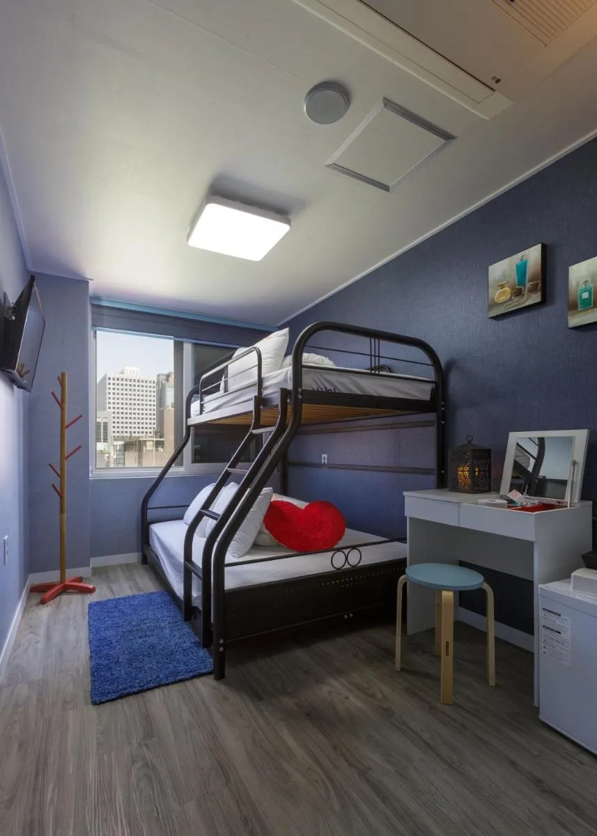 Image 4 of Myeongdong Sunshine Guesthouse