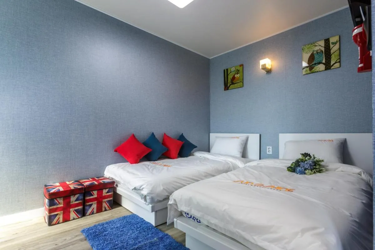 Image 2 of Myeongdong Sunshine Guesthouse