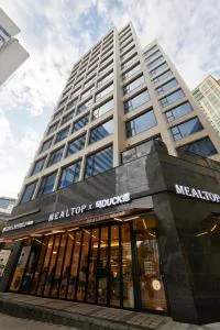 Image 3 of N285Hotel