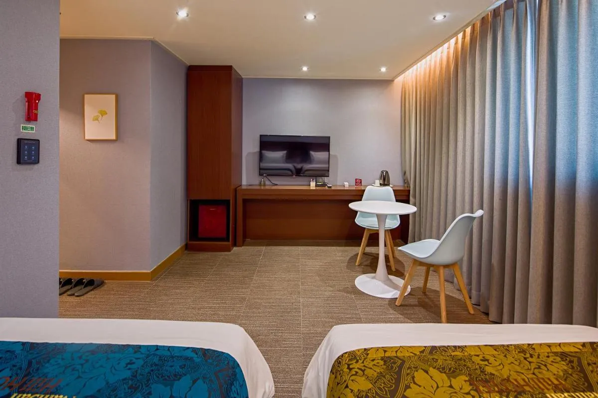 Image 4 of Namsan Hill Hotel