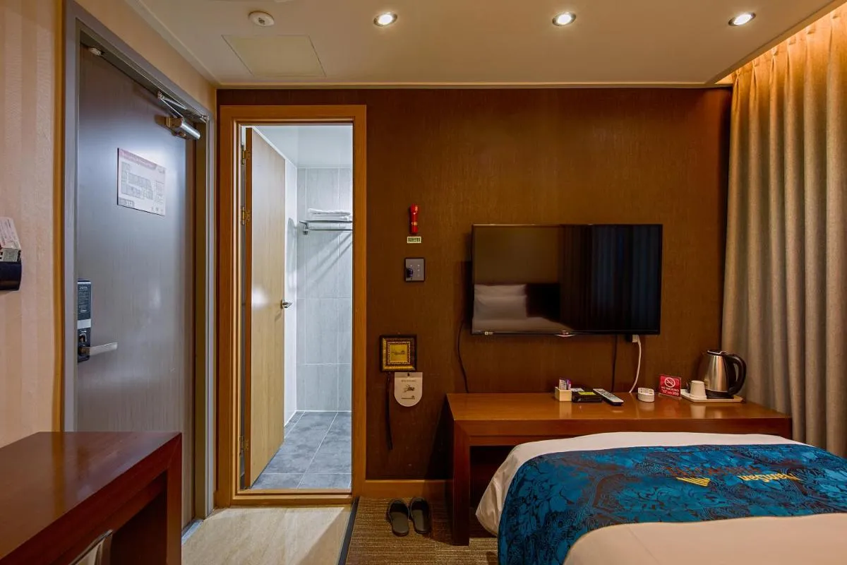 Image 6 of Namsan Hill Hotel
