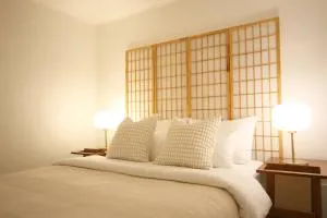 Image 4 of New! Entire Cozy 2 bed rooms with Living Area, Near Hongik Univ in Seoul!