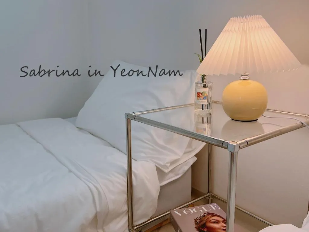 Image of #New #Seoul #Hongdae #3BDS #1BA #private #1FL Sabrina in YeonNam