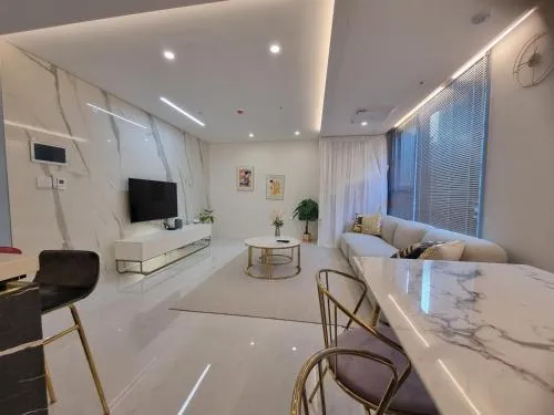 Image 2 of New highend residence near nambu bus terminal 방1 거실1 더블침대2개
