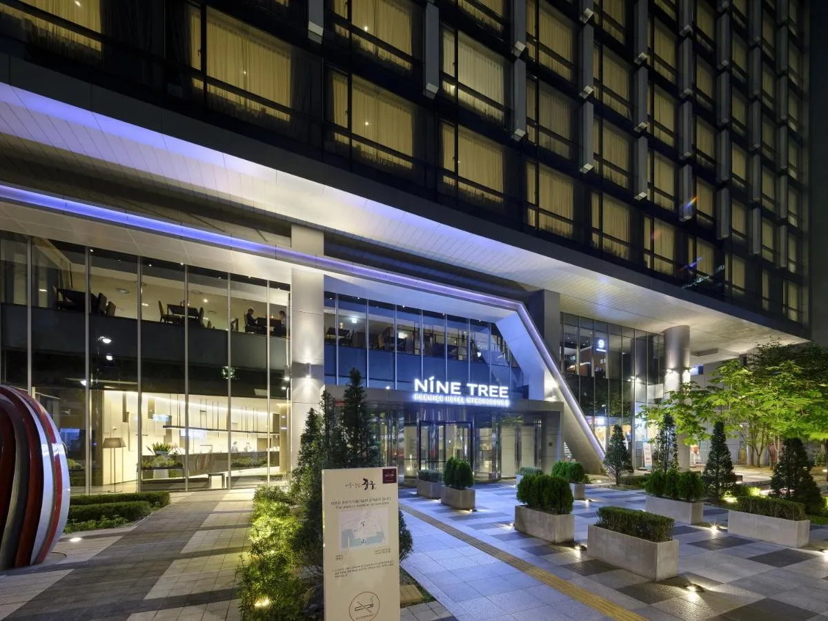 Image 5 of Nine Tree Premier Hotel Myeongdong 2