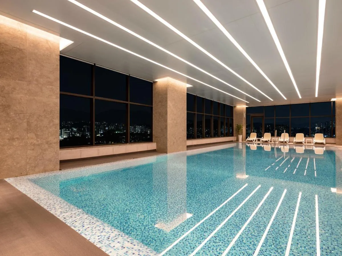 Image 2 of Novotel Suites Ambassador Seoul Yongsan
