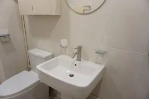 Image 4 of OU House