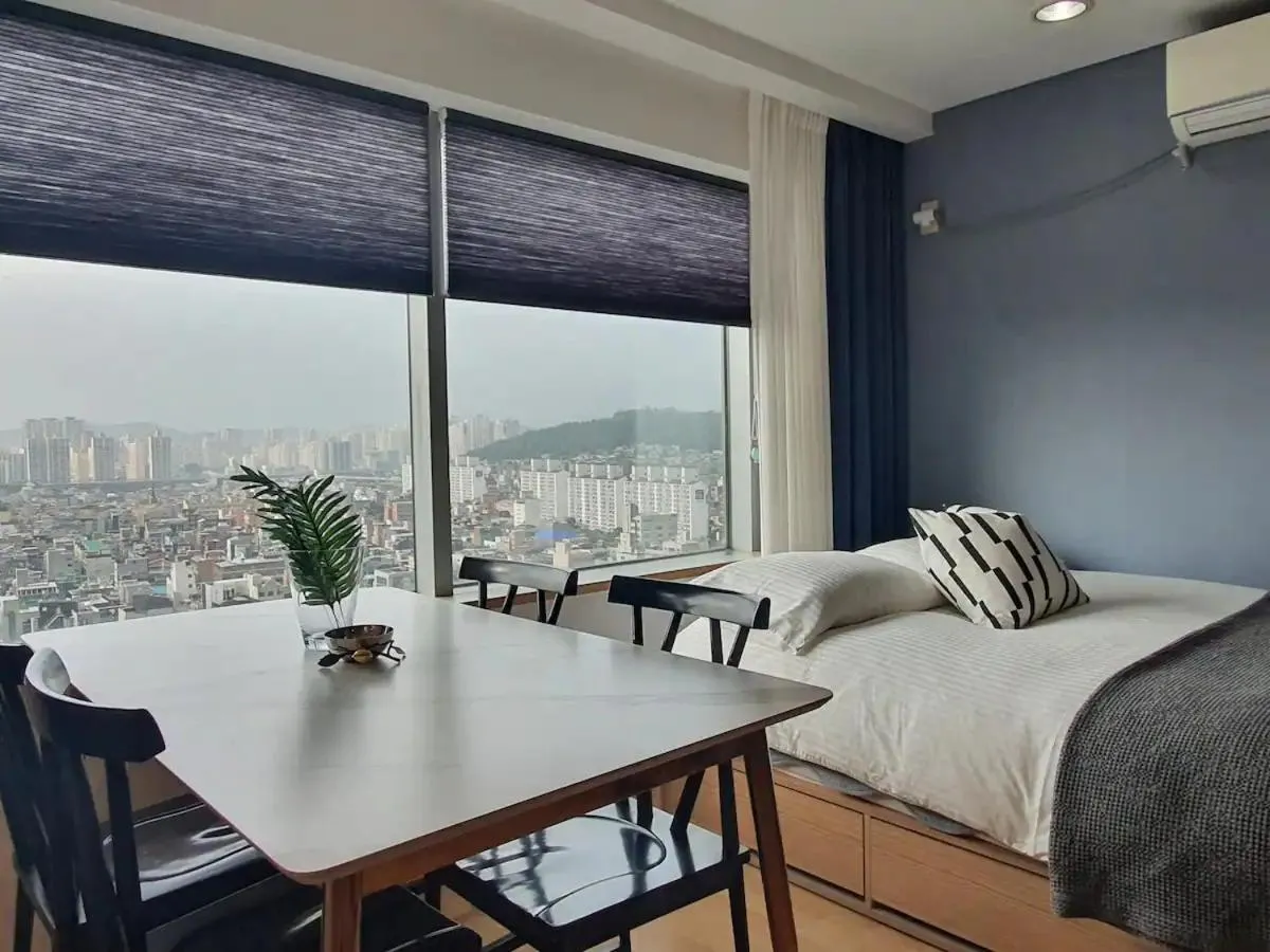 Image 5 of Oasis Hongdae City View
