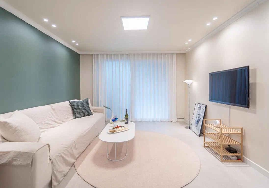 Image of Osondoson Stay-5min to Hapjeong Station, family favorites, 3bed room, large living room