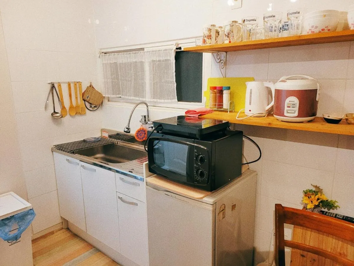 Image 2 of Qoom house