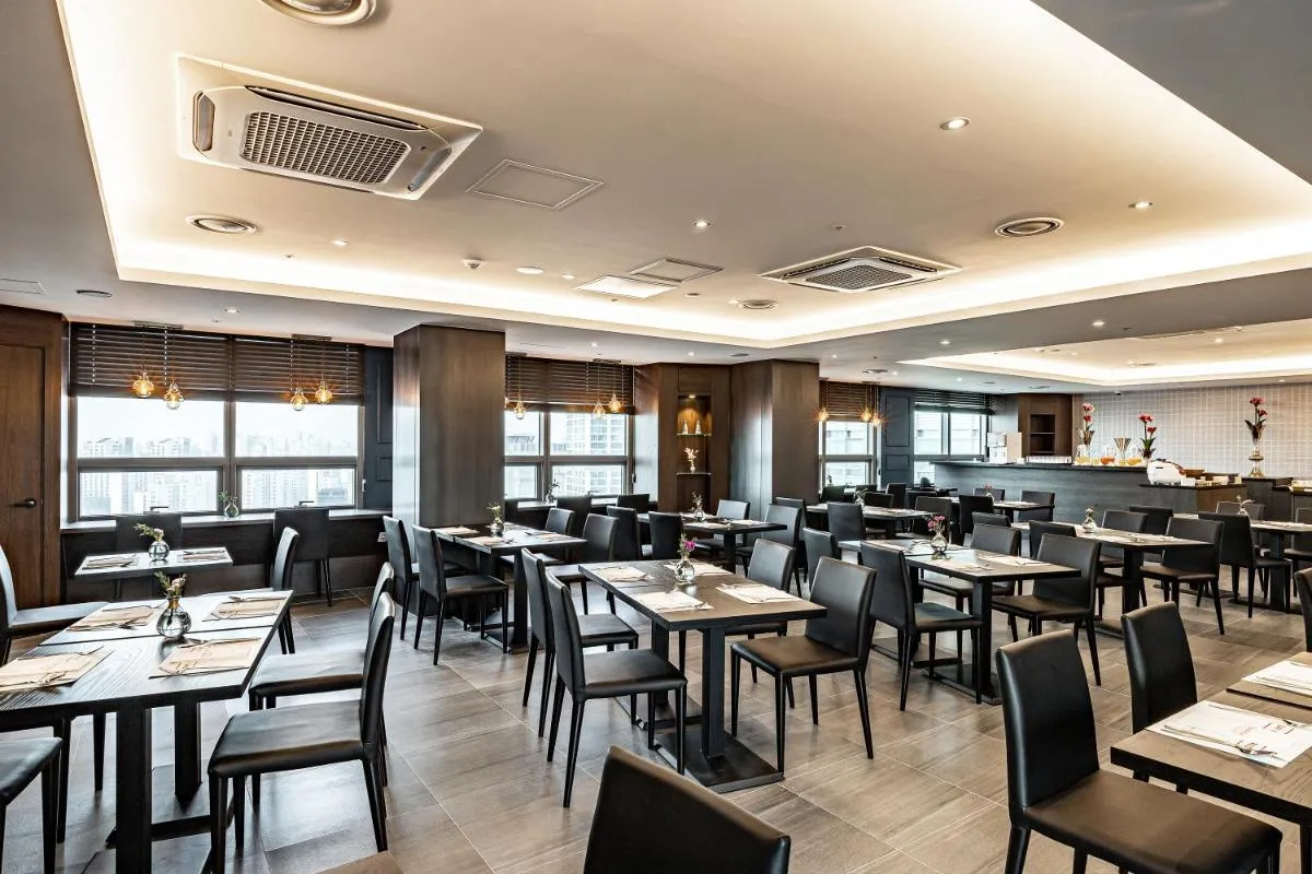Image 2 of Ramada Hotel and Suites Seoul Namdaemun