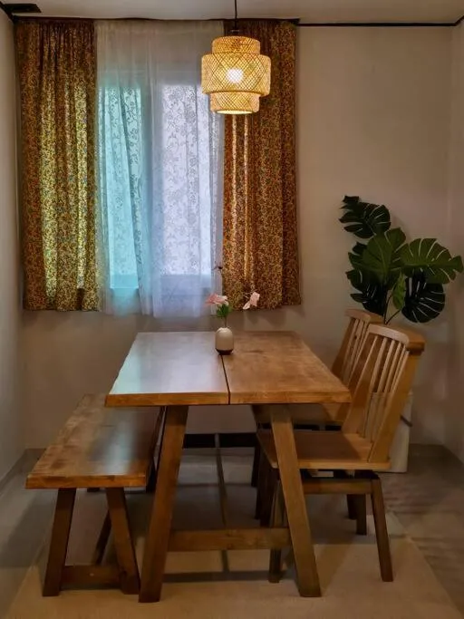 Image 4 of Retro House – Foreigners Only