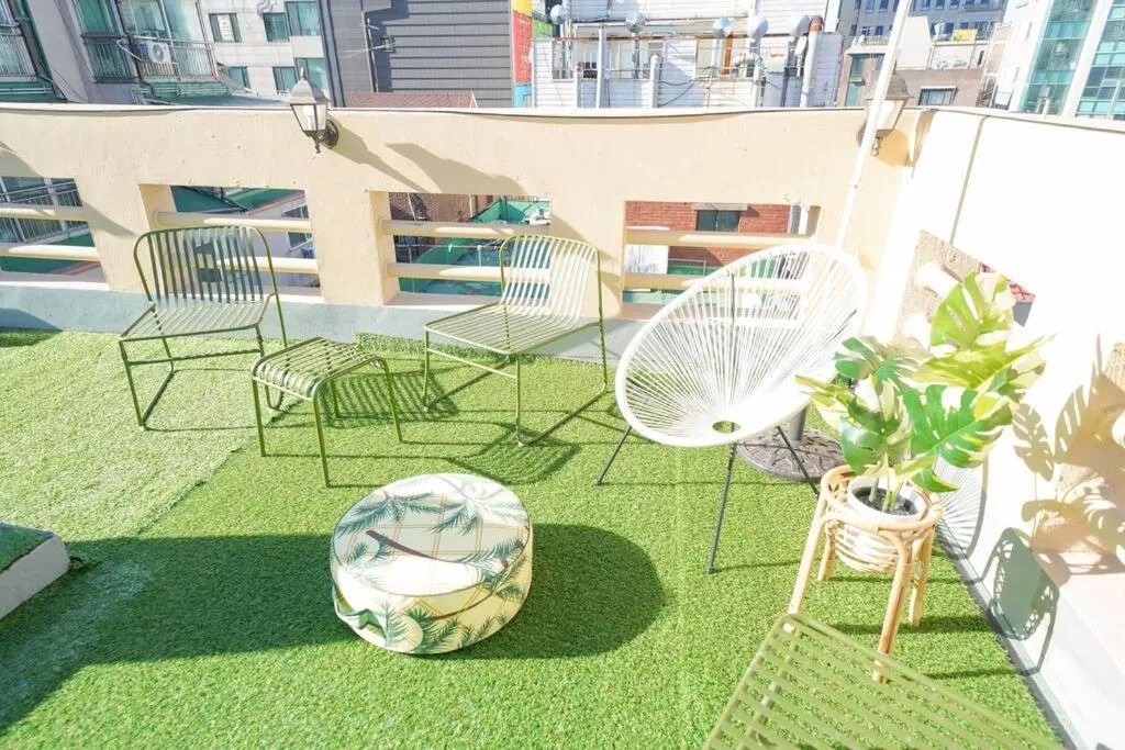 Image 4 of Romantic Rooftop House