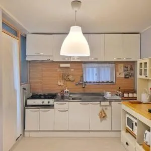 Image 3 of Ro-un house