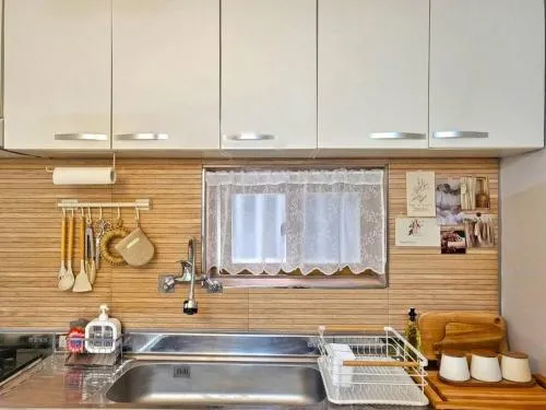 Image 2 of Ro-un house