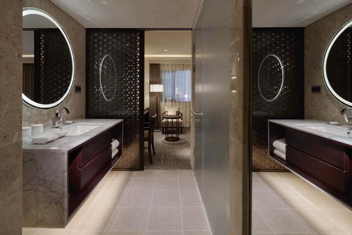 Image 2 of Royal Hotel Seoul