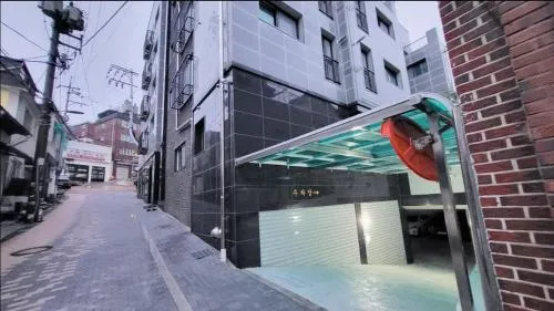 Image 1 of Seoul Station Joey House