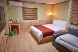 Image 6 of Seoul Station R Guesthouse
