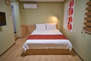 Image 4 of Seoul Station R Guesthouse