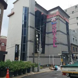 Image 3 of Seven Hostel