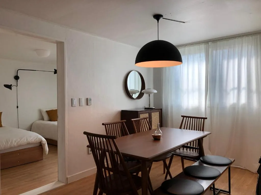 Image of Stay Midcentury