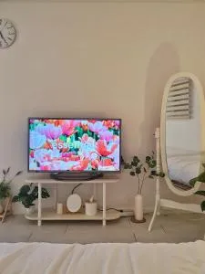 Image 6 of Sunny House