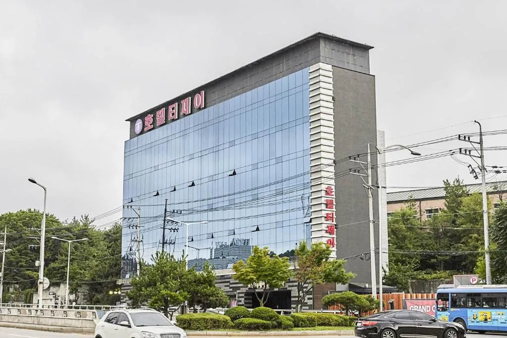 Image of TJ Hotel