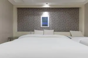 Image 5 of TJ Hotel