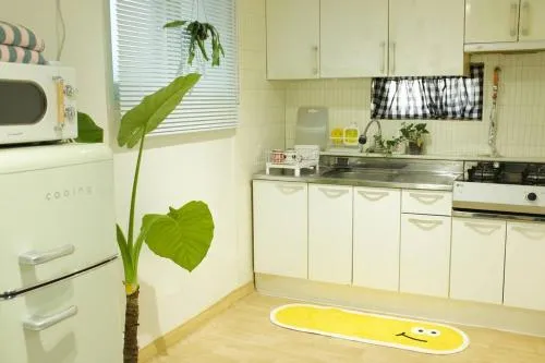 Image 2 of The Chill House3