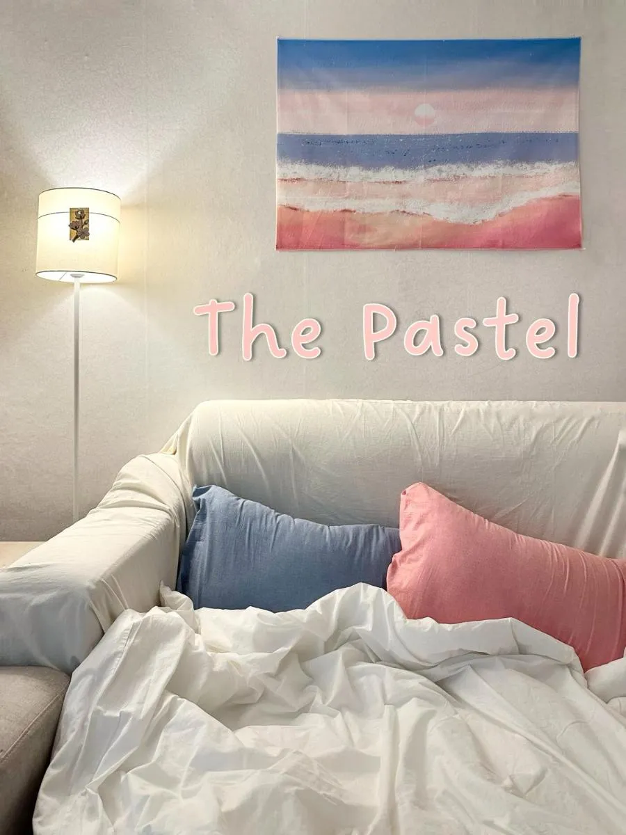 Image 3 of The Pastel