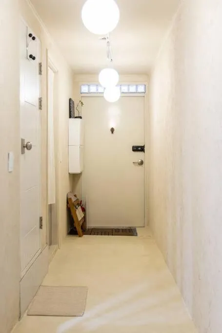 Image 6 of Urban Secret Space – Europe mood, Seongsu, 4mins to Gunguk Univ Station