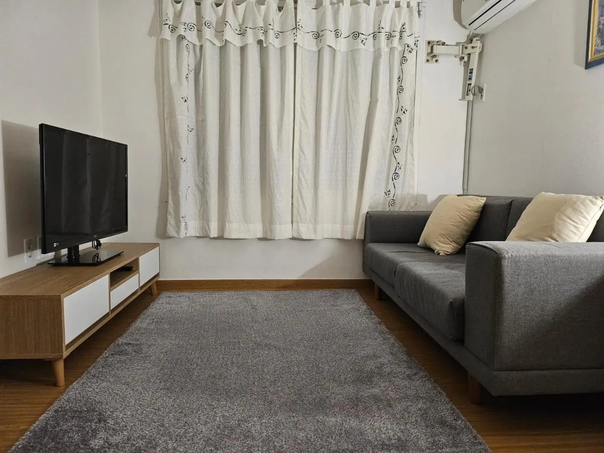Image 4 of Urban Space Seolleung